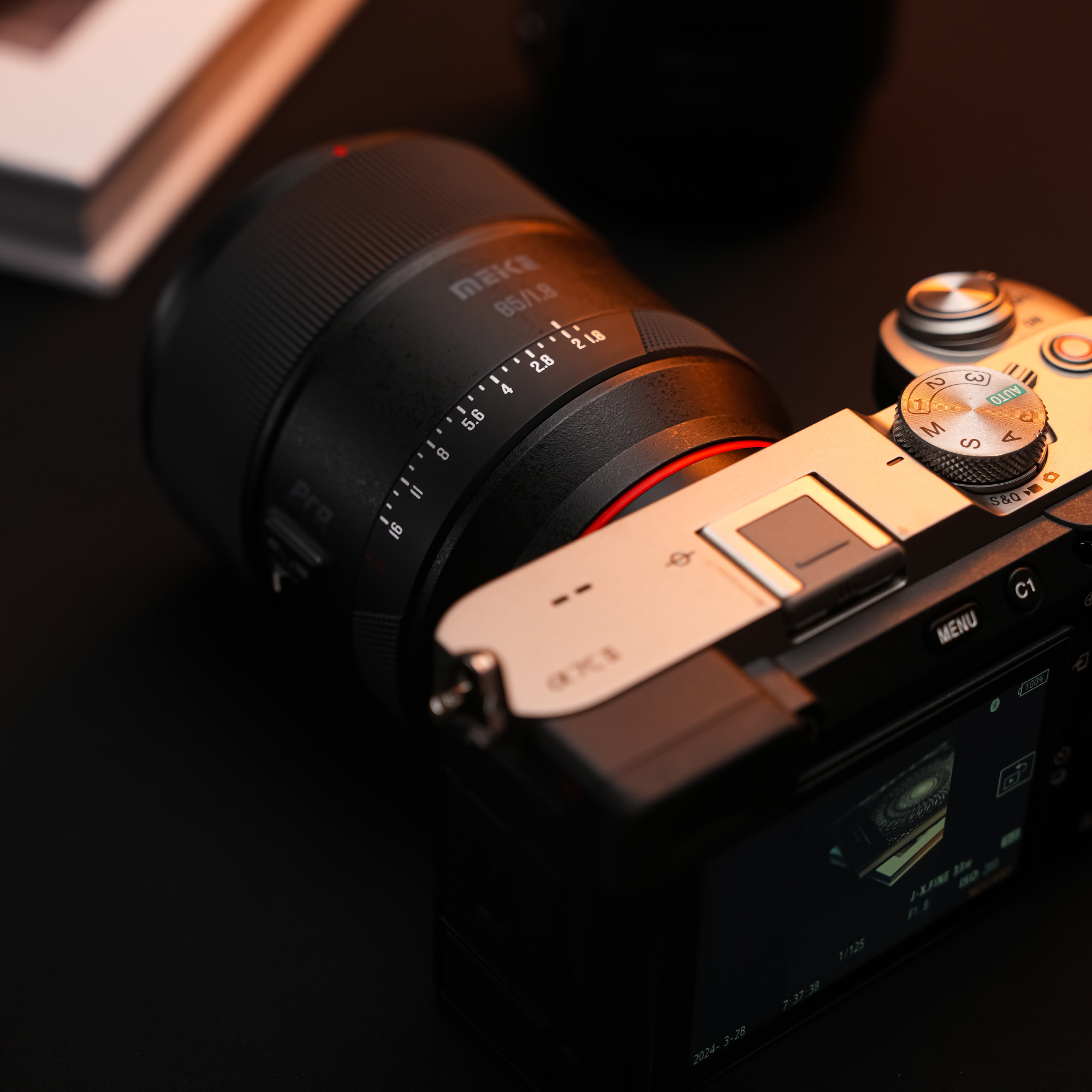 Meike 85 mm F1.8 AF Pro Series STM Autofokus Vollformat Ojektiv kompatibel mit Sony E Mount